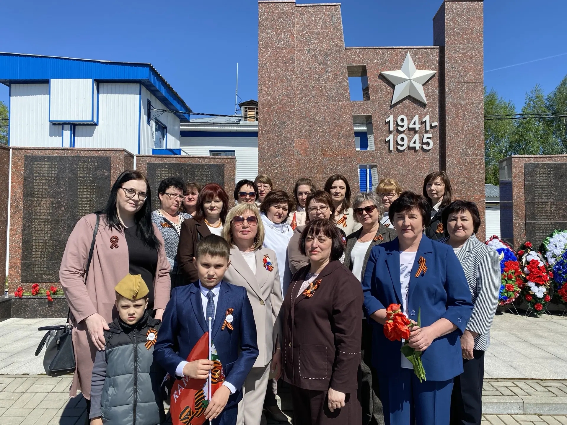 Накануне праздника. В этой сфере не бывает людей случайных